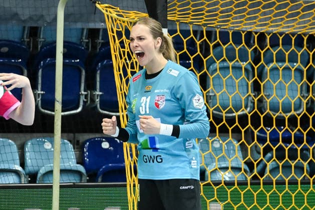 Sofie Kruggel (SV Union Halle-Neustadt, 31) jubelt VfL Oldenburg vs. SV Union Halle-Neustadt, ALSCO Handball Bundesliga Frauen, Playoffs, 2. Spieltag, Saison 2025 2026, 25.04.2026, VfL Oldenburg vs. SV Union Halle-Neustadt, ALSCO Handball Bundesliga Frauen, Playoffs, 2. Spieltag, Saison 2025 2026, 25.04.2026 Oldenburg Copyright: xEibner-Pressefoto RobertxGertzenx EP_RGN