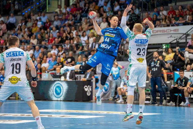 Handball I Herren I Saison 2025-2026 I Bundesliga I 29. Spieltag I TVB Stuttgart - SC Magdeburg I 26.04.2026 Lenny Rubin (44, TVB Stuttgart) im Wurf Stuttgart Porsche Arena Baden-Württemberg Deutschland Copyright: xLobeca MaxxPetershansx