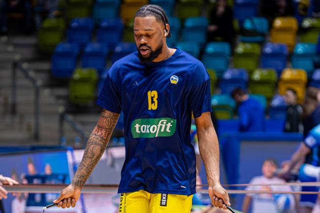 Basketball Bundesliga BBL, Frankfurt Skyliners vs. ALBA Berlin, Süwag Energie Arena Frankfurt am Main; 26.04.2026 Basketball Bundesliga BBL, Frankfurt am Main, Germany - 26.04.2026: J Wan Roberts (ALBA BERLIN, 13) beim Warm-Up, Basketball Bundesliga BBL, Spiel der Frankfurt Skyliners vs. ALBA Berlin, Süwag Energie Arena Frankfurt am Main Copyright: xBEAUTIFULxSPORTS Freudensteinx