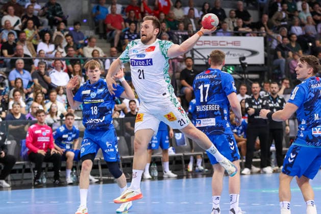 26.04.2026, xgox, Handball - Daikin HBL TVB Stuttgart - SC Magdeburg emspor, v.l. Albin Lagergren (Magdeburg, 21) wirft Tor, Torschuetze, erzielt Tor, Treffer, scores the goal Stuttgart