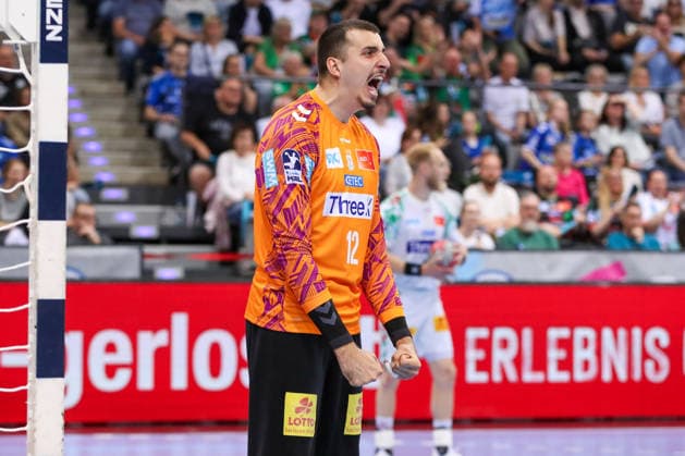 26.04.2026, xgox, Handball - Daikin HBL TVB Stuttgart - SC Magdeburg emspor, v.l. Matej Mandic (Magdeburg, 12) Jubelt ueber gehaltenen Ball, abgewehrt, gehalten, Torhueter Stuttgart