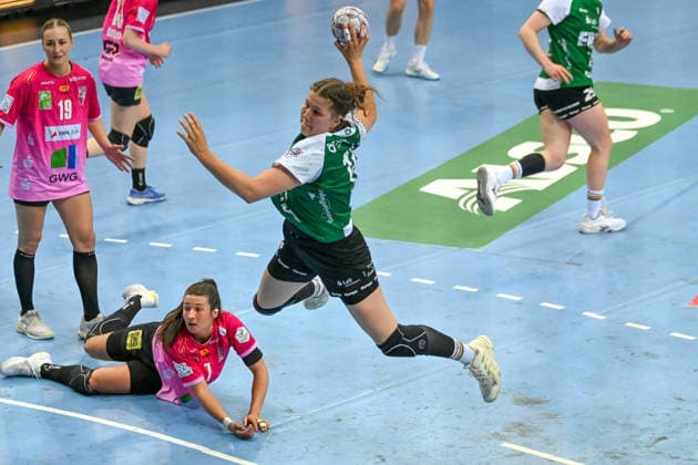 Marie Steffen (VfL Oldenburg, 14) setzt sich am Kreis durch VfL Oldenburg vs. SV Union Halle-Neustadt, ALSCO Handball Bundesliga Frauen, Playoffs, 2. Spieltag, Saison 2025 2026, 25.04.2026, VfL Oldenburg vs. SV Union Halle-Neustadt, ALSCO Handball Bundesliga Frauen, Playoffs, 2. Spieltag, Saison 2025 2026, 25.04.2026 Oldenburg Copyright: xEibner-Pressefoto RobertxGertzenx EP_RGN