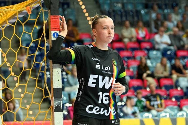 Imke Winters (VfL Oldenburg, 16) VfL Oldenburg vs. SV Union Halle-Neustadt, ALSCO Handball Bundesliga Frauen, Playoffs, 2. Spieltag, Saison 2025 2026, 25.04.2026, VfL Oldenburg vs. SV Union Halle-Neustadt, ALSCO Handball Bundesliga Frauen, Playoffs, 2. Spieltag, Saison 2025 2026, 25.04.2026 Oldenburg Copyright: xEibner-Pressefoto RobertxGertzenx EP_RGN