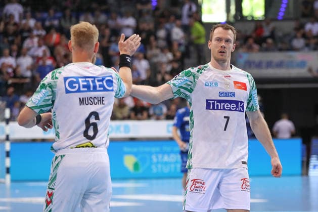 26.04.2026, xgox, Handball - Daikin HBL TVB Stuttgart - SC Magdeburg emspor, v.l. Matthias Musche (Magdeburg, 6), Felix Claar (Magdeburg, 7) Jubel, Torjubel, jubelt ueber das Tor, celebrate the goal, celebration Stuttgart