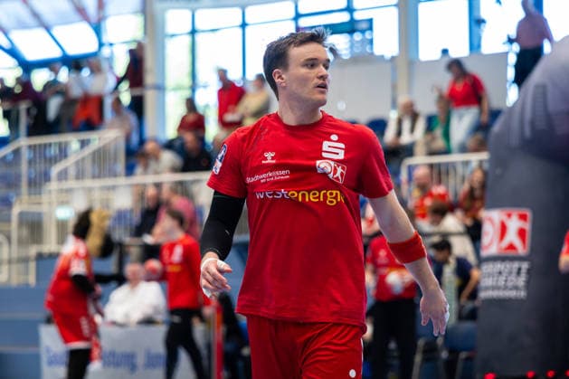 26.04.2026, 29. Spieltag der 2. Handball Bundesliga, TuSEM Essen - HC Elbflorenz 2006. Max Neuhaus (TuSEM Essen). Essen Am Hallo NRW Deutschland xRHR-FOTO DEx Copyright: DennisxEwert RHR-FOTOx RHR-FOTO DE