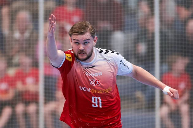 26.04.2026, 29. Spieltag der 2. Handball Bundesliga, TuSEM Essen - HC Elbflorenz 2006. Alexander Schoss (TuSEM Essen). Essen Am Hallo NRW Deutschland xRHR-FOTO DEx Copyright: DennisxEwert RHR-FOTOx RHR-FOTO DE