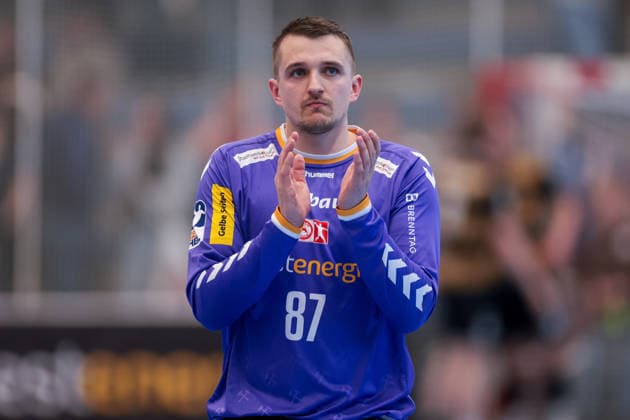26.04.2026, 29. Spieltag der 2. Handball Bundesliga, TuSEM Essen - HC Elbflorenz 2006. Torwart Dominik Plaue (TuSEM Essen) ist enttäuscht. Essen Am Hallo NRW Deutschland xRHR-FOTO DEx Copyright: DennisxEwert RHR-FOTOx RHR-FOTO DE