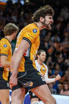 Volleyball, Männer: BR Volleys - VfB Friedrichshafen, Bundesliga. Jake Hanes (BR Volleys) freut sich über den Punkt. BR Volleys -VfB Friedrichshafen