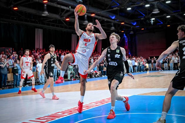 Barmer 2. Basketball Bundesliga ProA: Rheinstars Köln vs. Nürnberg Falcons BC, 26.04.2026 Zachary Richard Watson (RheinStarsKöln 4), Barmer 2. Basketball Bundesliga ProA: Rheinstars Köln vs. Nürnberg Falcons BC am 26.04.2026 in der Motorworld Köln in Koeln (Nordrhein-Westfalen) Copyright: xBEAUTIFULxSPORTS Mueller-Laschetx