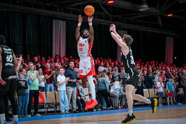 Barmer 2. Basketball Bundesliga ProA: Rheinstars Köln vs. Nürnberg Falcons BC, 26.04.2026 Michael Jordan Miller (RheinStarsKöln 23), Barmer 2. Basketball Bundesliga ProA: Rheinstars Köln vs. Nürnberg Falcons BC am 26.04.2026 in der Motorworld Köln in Koeln (Nordrhein-Westfalen) Copyright: xBEAUTIFULxSPORTS Mueller-Laschetx