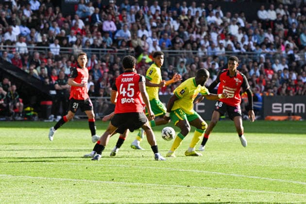 FOOTBALL : Stade Rennais vs FC Nantes - Ligue 1 - JournÃ e 31 - 26 04 2026 Ignatius Ganago (FC Nantes), Mahdi Camara (Stade Rennais FC) RennesFrance  Copyright: xEmilienxJousselinx