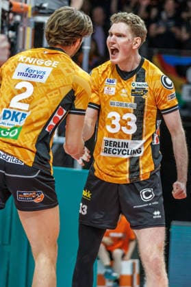 Volleyball, Männer: BR Volleys - VfB Friedrichshafen, Bundesliga. Fedor Ivanov (BR Volleys) freut sich über den Punkt. BR Volleys -VfB Friedrichshafen