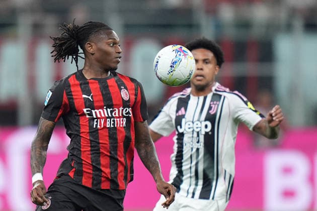 AC Milan™s Rafael Leao during the Serie A soccer match between Milan and Juventus at the San Siro Stadium in Milan , north Italy - Saturday , April 26 , 2026. - Soccer .  Copyright: xSpada LaPressex