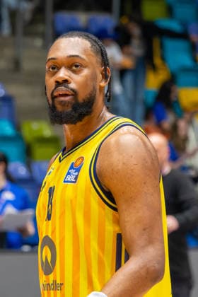 Basketball Bundesliga BBL, Frankfurt Skyliners vs. ALBA Berlin, Süwag Energie Arena Frankfurt am Main; 26.04.2026 Basketball Bundesliga BBL, Frankfurt am Main, Germany - 26.04.2026: J Wan Roberts (ALBA BERLIN, 13), Basketball Bundesliga BBL, Spiel der Frankfurt Skyliners vs. ALBA Berlin, Süwag Energie Arena Frankfurt am Main Copyright: xBEAUTIFULxSPORTS Freudensteinx