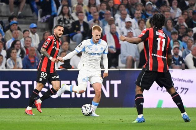 Olympique de Marseille v OGC Nice - Ligue 1 McDonald s 2025 2026 92 Jonathan CLAUSS (ogcn) - 18 Arthur VERMEEREN (om) during the Ligue 1 McDonald s match between Marseille and Nice at Stade Velodrome on April 26, 2026 in Marseille, France. Marseille France  Copyright: xFEPx 776348370