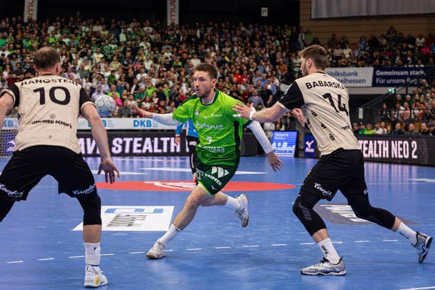 26.04.2026, xovx, Handball Daikin Handball Bundesliga, HSG Wetzlar - Bergischer HC v.l. Fynn Hangstein (Bergischer HC), Dominik Mappes (HSG Wetzlar), Gerdas Babarskas (Bergischer HC) Wetzlar Buderus-Arena Hessen Deutschland (DE)