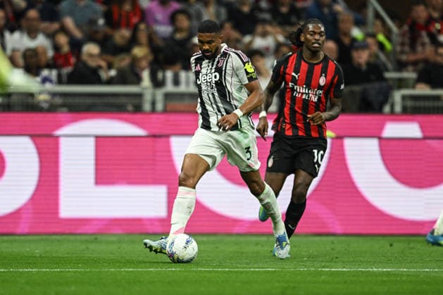 Bremer of FC Juventus in action during the Italian Serie A football match between Inter AC Milan and FC Juventus on 26 of April 2026 at Giuseppe Meazza San Siro Siro stadium in Milan, Italy. Credit: Tiziano Ballabio  Copyright: xTizianoxBallabio IPAxSportx xipa-agency.netx xx IPA_74256677 IPA_Agency_IPA74256677