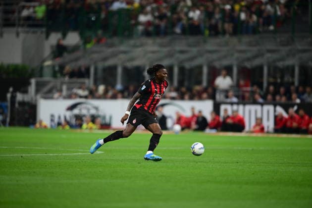 AC Milan v Juventus FC - Serie A Rafael Leao of AC Milan in action during a Serie A match between AC Milan and Juventus at San Siro Stadium in Milan, Italy, on April 26, 2026. Milan Lombardy Italy  Copyright: xAndreaxDiodatox originalFilename:diodato-acmilanv260426_np7le.jpg