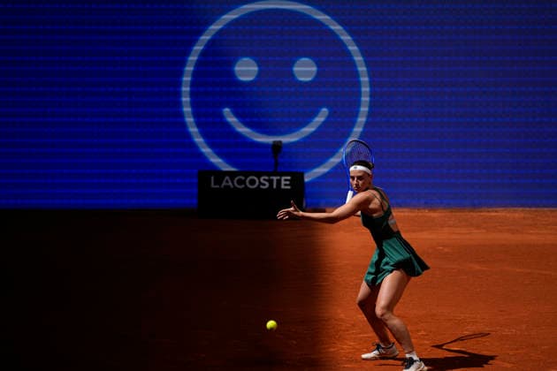 April 26, 2026, Madrid, Madrid, Spain: Marta Kostyuk of Ukraine plays against Jessica Pegula of USA during the Mutua Madrid Open 2026, ATP, Tennis Herren Masters 1000 and WTA, Tennis Damen 1000, at La Caja Magica on April 26, 2026 in Madrid, Spain. Madrid Spain - ZUMAa181 20260426_zaa_a181_464 Copyright: xOscarxJ.xBarrosox