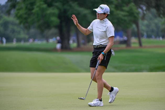 HOUSTON, TX - APRIL 26: Akie Iwai (JPN) after sinking her birdie putt on 8 during the final round of The Chevron Championship on April 26, 2026, at Memorial Park Golf Course in Houston, Texas. (Photo by Ken Murray Icon Sportswire) GOLF: APR 26 LPGA, Golf Damen The Chevron Championship EDITORIAL USE ONLY Icon2604260274