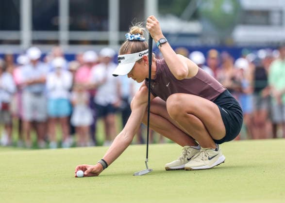 HOUSTON, TX - APRIL 26: Nelly Korda (USA) sets up her putt on 9 green during the final round of The Chevron Championship on April 26, 2026 at Memorial Park Golf Course in Houston, Texas. (Photo by Leslie Plaza Johnson Icon Sportswire) GOLF: APR 26 LPGA, Golf Damen The Chevron Championship EDITORIAL USE ONLY Icon260426053