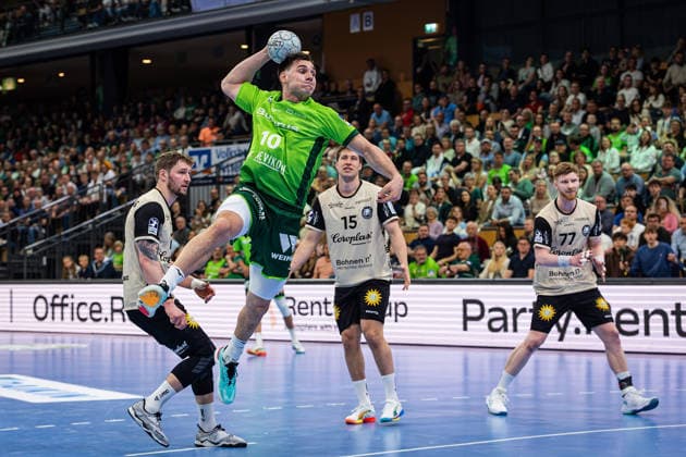 26.04.2026, xovx, Handball Daikin Handball Bundesliga, HSG Wetzlar - Bergischer HC v.l. Gerdas Babarskas (Bergischer HC), Josip Simic (HSG Wetzlar), Lars Mitchell Kooij (Bergischer HC), Johannes Wasielewski (Bergischer HC) Wetzlar Buderus-Arena Hessen Deutschland (DE)