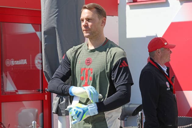 1 Manuel Neuer, Torwart, Porträt, Portrait, Fussball Abschlsstraining des FC Bayern München vor UEFA Champions League, gegen Paris Saint-Germain 27.04.2026 Trainingsgelände, Säbenerstr. FOTO: Mladen Lackovic LakoPress