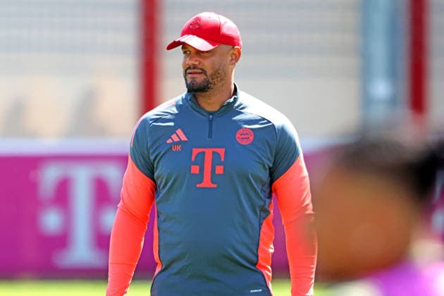 Trainer Vincent Kompany, Porträt, Portrait, Fussball Abschlsstraining des FC Bayern München vor UEFA Champions League, gegen Paris Saint-Germain 27.04.2026 Trainingsgelände, Säbenerstr. FOTO: Mladen Lackovic LakoPress
