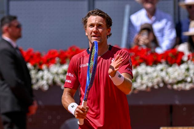 April 27, 2026, Madrid, Madrid, Spain: CASPER RUUD of norway - YONEX Waving and celebrating the victory in the game the Mutua Madrid Open 2026, ATP, Tennis Herren Masters 1000 and WTA, Tennis Damen 1000 tennis tournament, celebrated at Caja Magica on April 26, 2026 in Madrid, Spain. Mutua Madrid Open 2026 - Day 8 (04.27.26) - ZUMAc312 20260427_zsp_c312_142 Copyright: xOscarxManuelxSanchezx