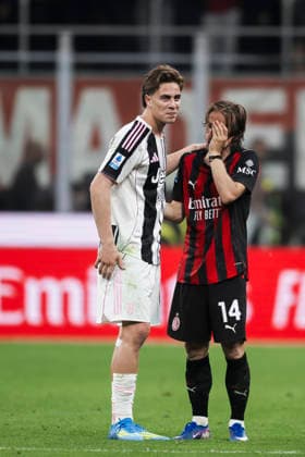 AC Milan v Juventus FC - Serie A Kenan Yildiz of Juventus FC speaks with Luka Modric of AC Milan at the end of the Serie A football match between AC Milan and Juventus FC. Milan Italy Copyright: xNicolòxCampox