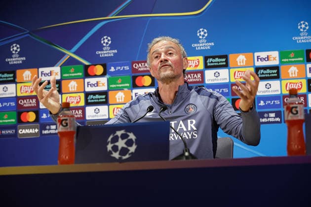 2026.04.27 Paris, Parc des Princes Pressekonferenz von Paris Saint Germain vor dem Halbfinalspiel der Champions League Paris Saint Germain - Bayern Muenchen v.l., Coach, Trainer Luis Enrique (Paris Saint-Germain) nachdenklich, gestikuliert, mit den Armen gestikulieren, gesticulate. Copyright: AntonioxBorga