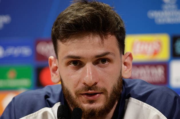 2026.04.27 Paris, Parc des Princes Pressekonferenz von Paris Saint Germain vor dem Halbfinalspiel der Champions League Paris Saint Germain - Bayern Muenchen v.l., Khvicha Kvaratskhelia (Paris Saint-Germain) Copyright: AntonioxBorga