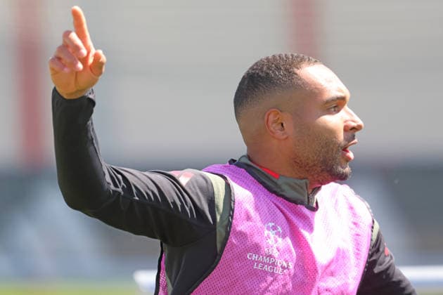 4 Jonathan Tah, Porträt, Portrait, Fussball Abschlsstraining des FC Bayern München vor UEFA Champions League, gegen Paris Saint-Germain 27.04.2026 Trainingsgelände, Säbenerstr. FOTO: Mladen Lackovic LakoPress