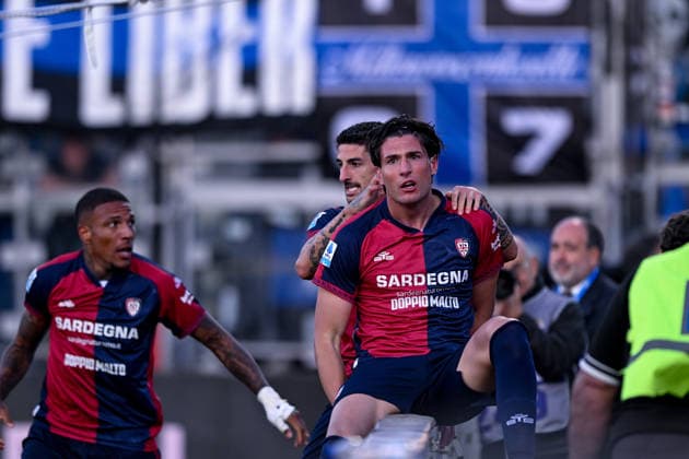 Cagliari s Gennaro Borrelli in action for 3-2 during the Serie A soccer match between Cagliari Calcio and Atalanta at the Unipol Domus in Cagliari, Sardinia - Monday 27th April. - Soccer  Copyright: x Â®xGianlucaxZuddas LaPressex