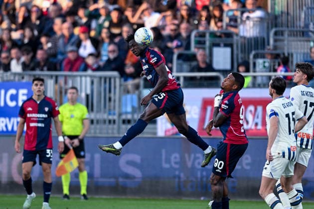 Cagliari s Ibrahim Sulemana Kakari in action during the Serie A soccer match between Cagliari Calcio and Atalanta at the Unipol Domus in Cagliari, Sardinia - Monday 27th April. - Soccer  Copyright: x Â®xGianlucaxZuddas LaPressex