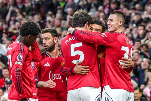 Premier League: Manchester United, ManU v Brentford Casemiro of Manchester United celebrates his goal to make it 1-0 during the Premier League match Manchester United vs Brentford at Old Trafford, Manchester, United Kingdom on 27 April 2026 (Photo by Mark Cosgrove News Images) Manchester Old Trafford Greater Manchester United Kingdom Copyright: xMarkxCosgrove NewsxImagesx