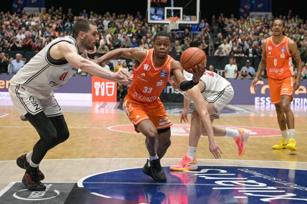 asyCredit Basketball Bundesliga, 31. Spieltag, Niners Chemnitz - BMA365 Bamberg Baskets 27.04.2026 ab 20.00 Uhr Chemnitz, Chemnitz Arena Im Foto: Eric Washington(33) easyCredit Basketball Bundesliga, 31. Spieltag, Niners Chemnitz - BMA365 Bamberg Baskets Chemnitz Sachsen Deutschland