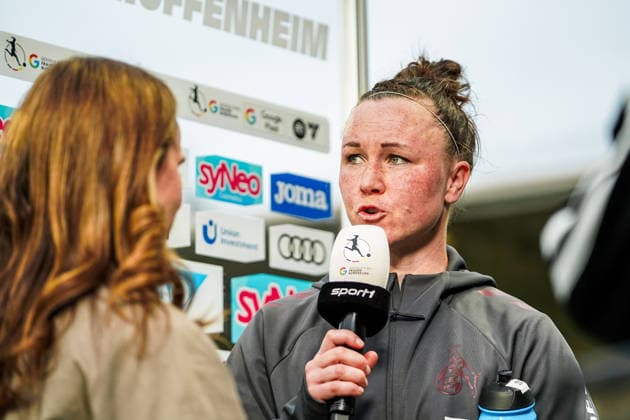 Deutschland: Fussball Google Pixel Frauen-Bundesliga 2025 2026 , 23. Spieltag - TSG Hoffenheim Frauen vs 1. FC Köln Frauen - Dietmar-Hopp-Stadion (Hoffenheim) : Marina Hegering (1. FC Köln Frauen, 33) Emotionen, Mimik, nach dem Spiel, Interview Copyright: xBennetxLongx