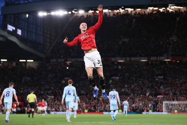 Football - Premier League - Manchester United, ManU v Brentford 27th April 2026 - Premier League - Manchester United v Brentford - Benjamin Sesko of Manchester United celebrates after scoring their 2nd goal - Photo: Simon Stacpoole Offside. Manchester UK Copyright: xSimonxStacpoolexOffside