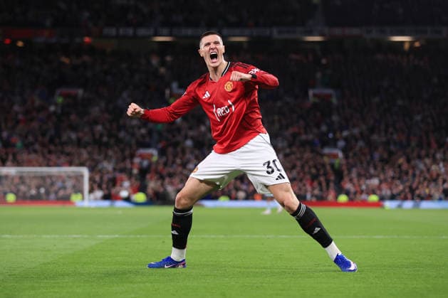Football - Premier League - Manchester United, ManU v Brentford 27th April 2026 - Premier League - Manchester United v Brentford - Benjamin Sesko of Manchester United celebrates after scoring their 2nd goal - Photo: Simon Stacpoole Offside. Manchester UK Copyright: xSimonxStacpoolexOffside