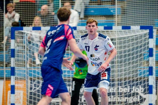 Dormagen, 27.04.2026, Handball, Herren, 2. Bundesliga, 29. Spieltag, 2025 2026: TSV Bayer Dormagen 1. VFL Potsdam Dustin Kraus (1. VfL Potsdam, 47) während des Spiels in der Abwehr