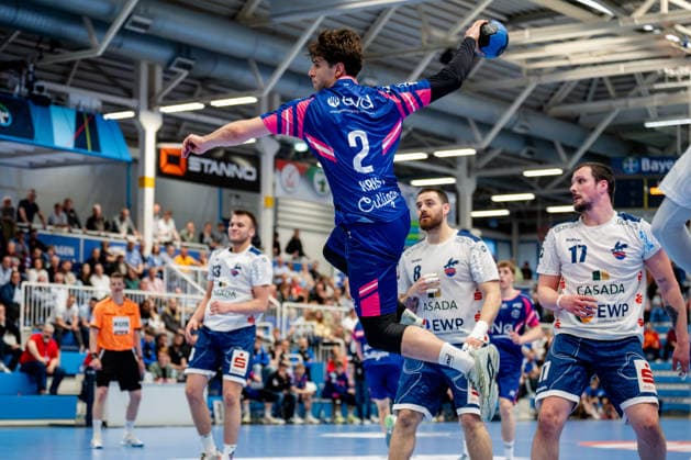 Dormagen, 27.04.2026, Handball, Herren, 2. Bundesliga, 29. Spieltag, 2025 2026: TSV Bayer Dormagen 1. VFL Potsdam Luca Krist (TSV Bayer Dormagen, 2) beim Torwurf