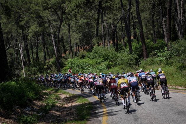 61st Presidential Cycling Tour of Turkiye MUGLA, TURKIYE - APRIL 28: Cyclists compete in a tight pack during the 132-kilometer Marmaris-Kiran route on April 28, 2026 in Mugla, Turkiye. This event represents the third stage of the 8-stage 61st Presidential Cycling Tour of Turkiye (TUR 2026), which is the only race in the country categorized as a ProSeries event on the UCI Europe Tour calendar. The competition is organized by the Turkish Cycling Federation under the auspices of the Presidency and with support from the Ministry of Youth and Sports. Ahmet Serdar Eser Anadolu Mugla Turkey. Editorial use only. Please get in touch for any other usage.  Copyright: x2026xAnadoluxAhmetxSerdarxEserx