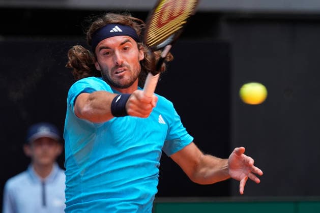 April 28, 2026, Madrid, Spain: STEFANOS TSITSIPAS of Greece plays against C. Ruud of Norway during the ATP, Tennis Herren Mutua Madrid Open 2026 at La Caja Magica in Madrid, Spain. RUUD WON 6:7, 7:6, 7:6. Madrid Spain - ZUMAa181 20260428_zaa_a181_216 Copyright: xDennisxAgyemanx