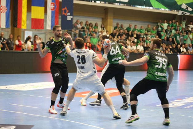 RK Nexe v THW Kiel - EHF European League Men 2025 2026 Lukas Laube of THF Kiel in action during the EHF European League Men 2025 26 quarter-finals 1st leg match between RK Nexe and THW Kiel at Sports Hall King Tomislav on April 28, 2026 in Nasice, Croatia.  DavidxJerkovic PIXSELL