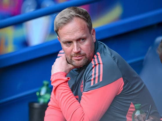 Co-Trainer Aaron Danks (FC Bayern München) Looks on during the UEFA Champions League 2025 26 Semi Final First Leg match between Paris Saint-Germain and FC Bayern München at Parc des Princes on April 28, 2026 in Paris, France. (Photo by Harry Langer DeFodi Images) -