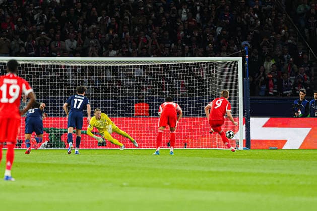 Tor zum 0:1 per Elfmeter Strafstoss Harry Kane (FC Bayern München, 09) FRA, Paris St. Germain vs. FC Bayern München, Fussball, UEFA Champions League, Halbfinale, Spielzeit 2025 2026, 28.04.2026 FRA, Paris St. Germain vs. FC Bayern München, Fussball, UEFA Champions League, Halbfinale, Spielzeit 2025 2026, 28.04.2026 Paris Copyright: xEibner-Pressefoto MarcelxvonxFehrnx EP_MFN