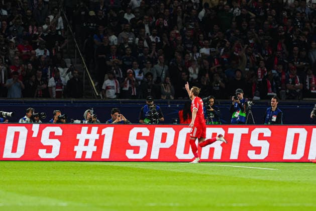Torjubel nach Tor zum 0:1 per Elfmeter Strafstoss Harry Kane (FC Bayern München, 09) FRA, Paris St. Germain vs. FC Bayern München, Fussball, UEFA Champions League, Halbfinale, Spielzeit 2025 2026, 28.04.2026 FRA, Paris St. Germain vs. FC Bayern München, Fussball, UEFA Champions League, Halbfinale, Spielzeit 2025 2026, 28.04.2026 Paris Copyright: xEibner-Pressefoto MarcelxvonxFehrnx EP_MFN