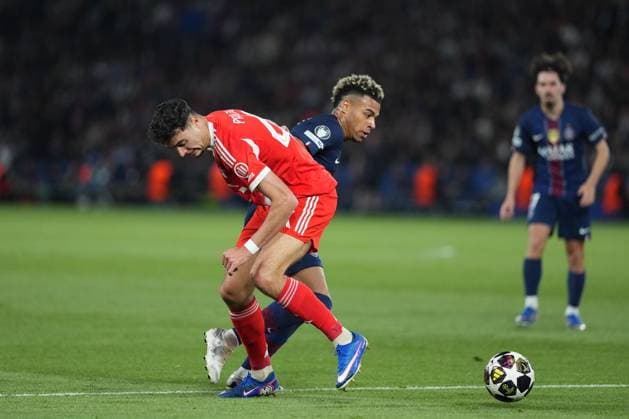 Desire Doue of PSG takes on Aleksandar Pavlovic of Bayern Munich Paris Saint-Germain v Bayern Munich, UEFA Champions League, Semi Final, First Leg, Football, Parc des Princes, Paris, France - 28 Apr 2026Paris Parc des Princes France EDITORIAL USE ONLY No use with unauthorised audio, video, data, fixture lists, club league logos or live services. Online in-match use limited to 120 images, no video emulation. No use in betting, games or single club league player publications. Copyright: xDavexWinter Shutterstockx 16847969am