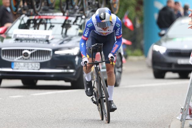 28.04.2026 Villars-sur-Glane, SCHWEIZ, Tour de Romandie 2026 Prolog Villars sur Glane - Villars sur Glane Florian Lipowitz GER Team Bora Hansgrohe